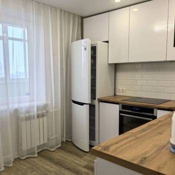 Сдается 1-комнатная квартира, 43 м²