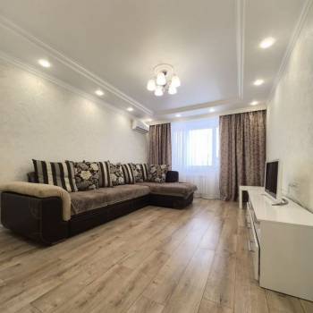 Сдается 1-комнатная квартира, 43 м²