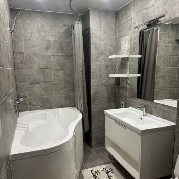 Сдается 1-комнатная квартира, 48 м²