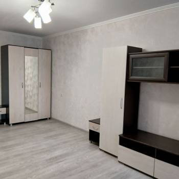 Сдается 1-комнатная квартира, 39 м²