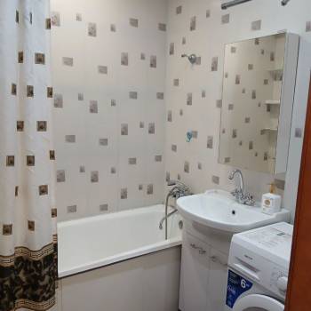 Сдается 1-комнатная квартира, 39 м²