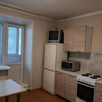 Сдается 1-комнатная квартира, 39 м²