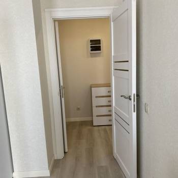 Продается 1-комнатная квартира, 38 м²
