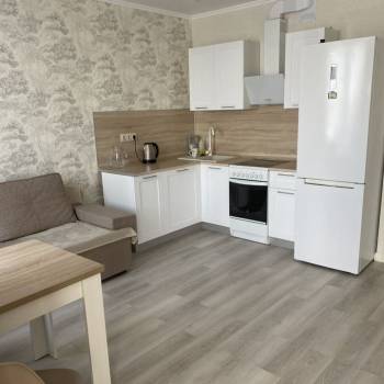 Продается 1-комнатная квартира, 38 м²