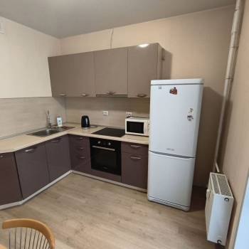 Сдается 1-комнатная квартира, 40 м²
