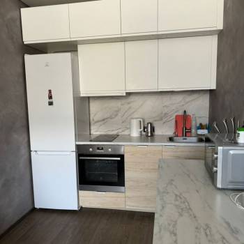 Сдается 1-комнатная квартира, 40 м²