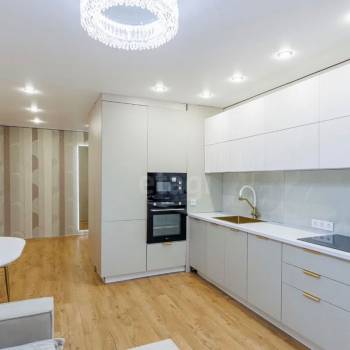 Продается 2-х комнатная квартира, 73 м²