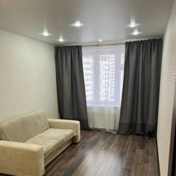 Сдается 1-комнатная квартира, 36,6 м²