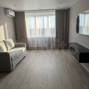 Сдается 1-комнатная квартира, 41 м²